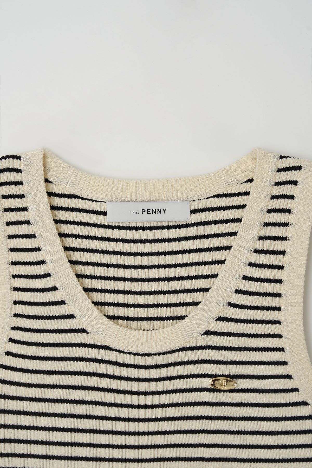더페니(THE PENNY) STRIPE SLEEVELESS KNIT - Olive green