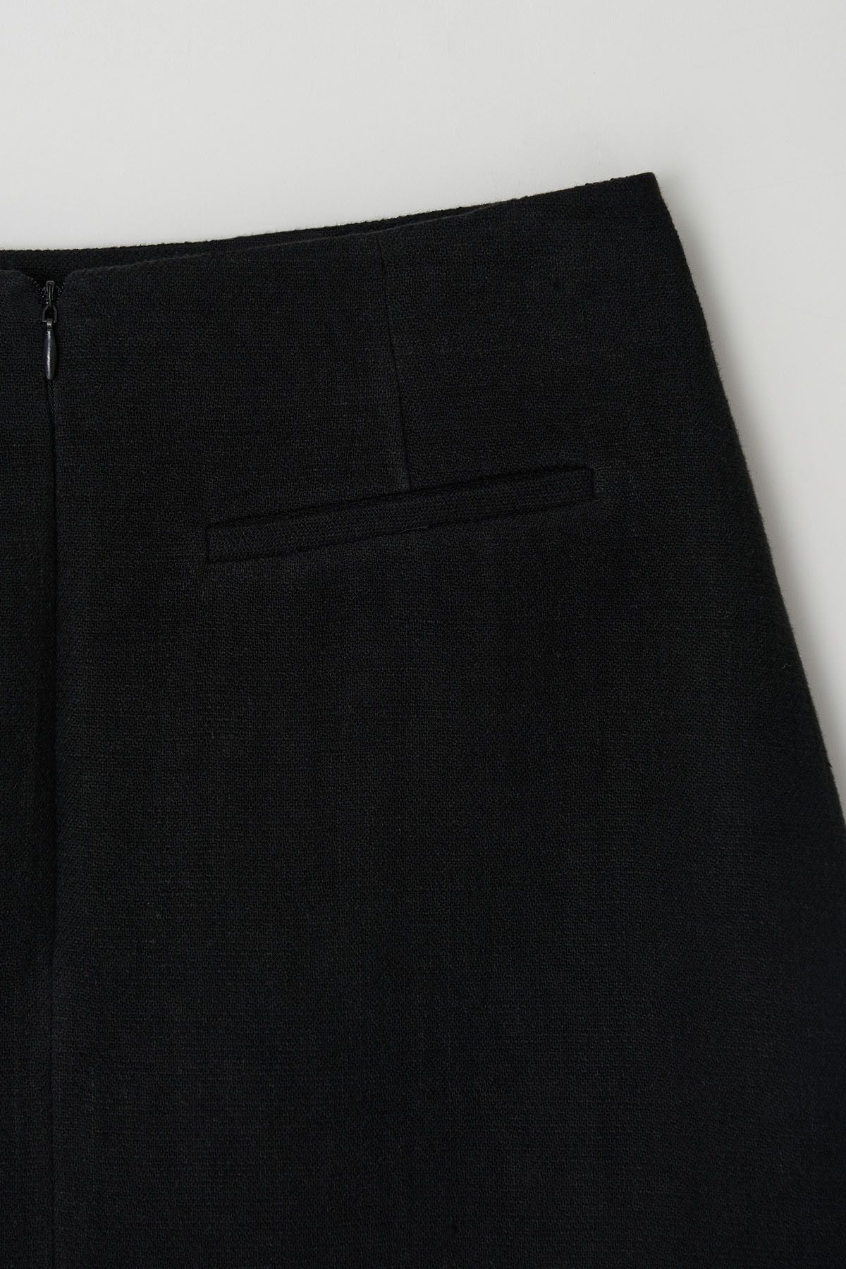 더페니(THE PENNY) LINENE MINI SKIRT - Black