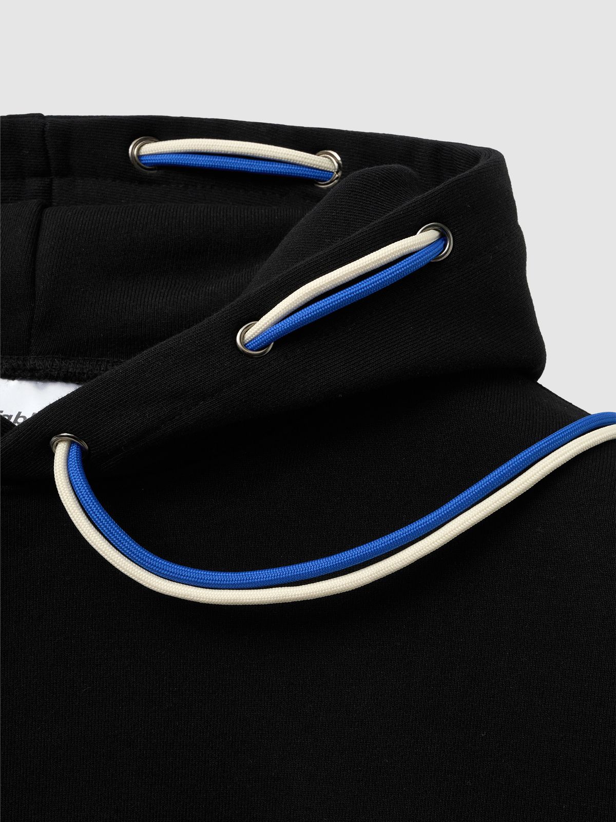 탭루덴스(TABBLUDENS) Punch Hole Hoodie_Black