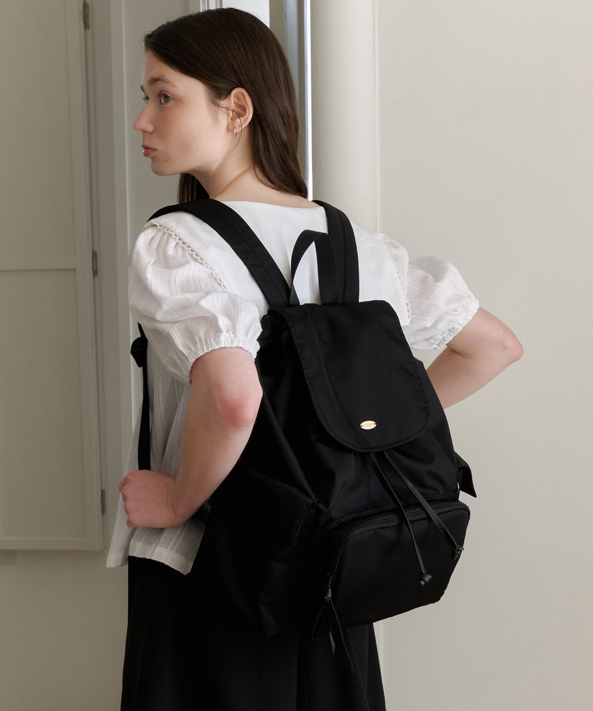 엽페(YUPPE) POCKET NYLON BACKPACK_BLACK