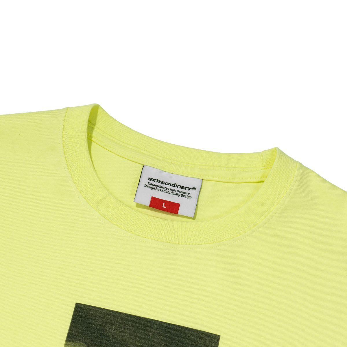엑스트라오디너리(EXTRAORDINARY) STRANGE FAMILY TEE   LIME