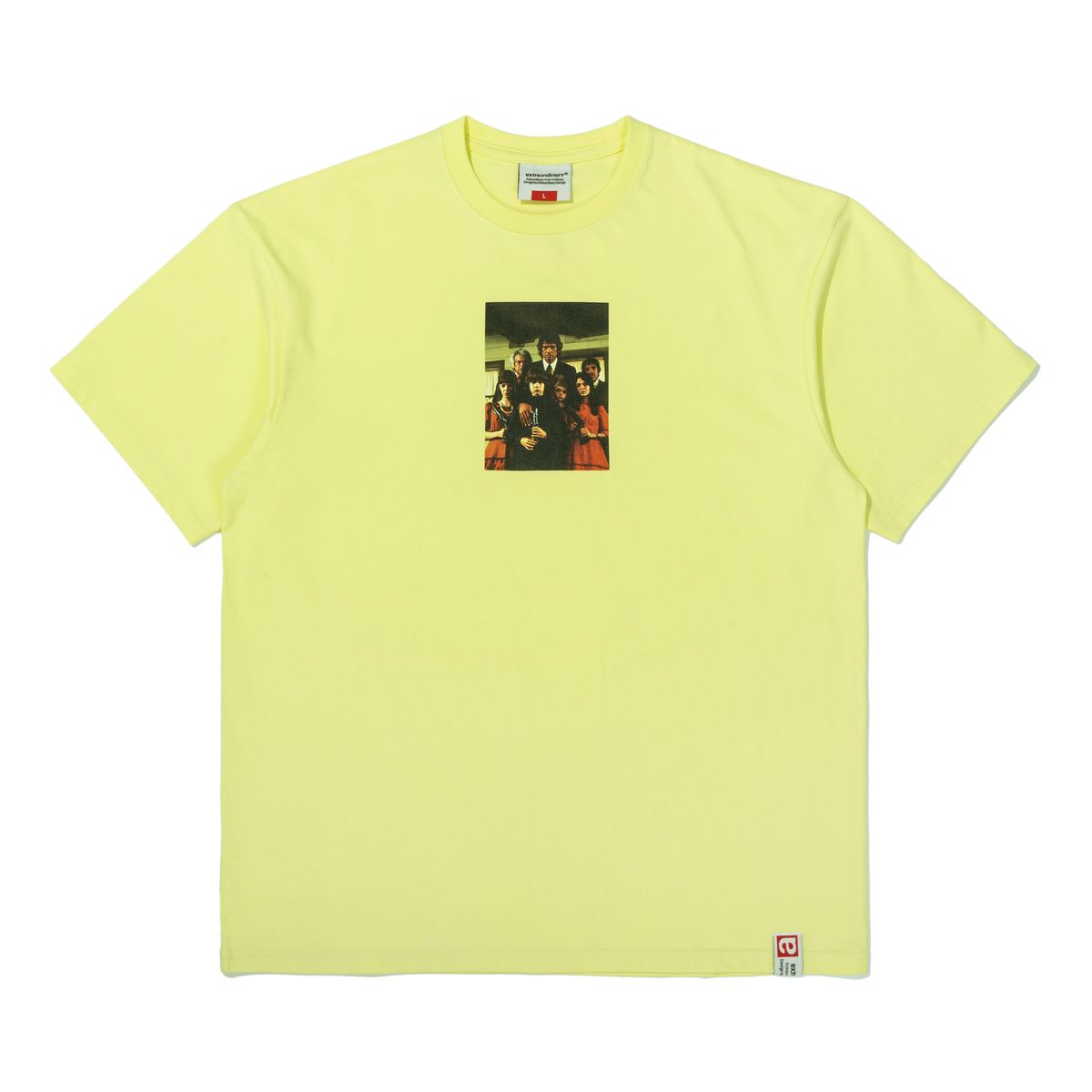 엑스트라오디너리(EXTRAORDINARY) STRANGE FAMILY TEE   LIME