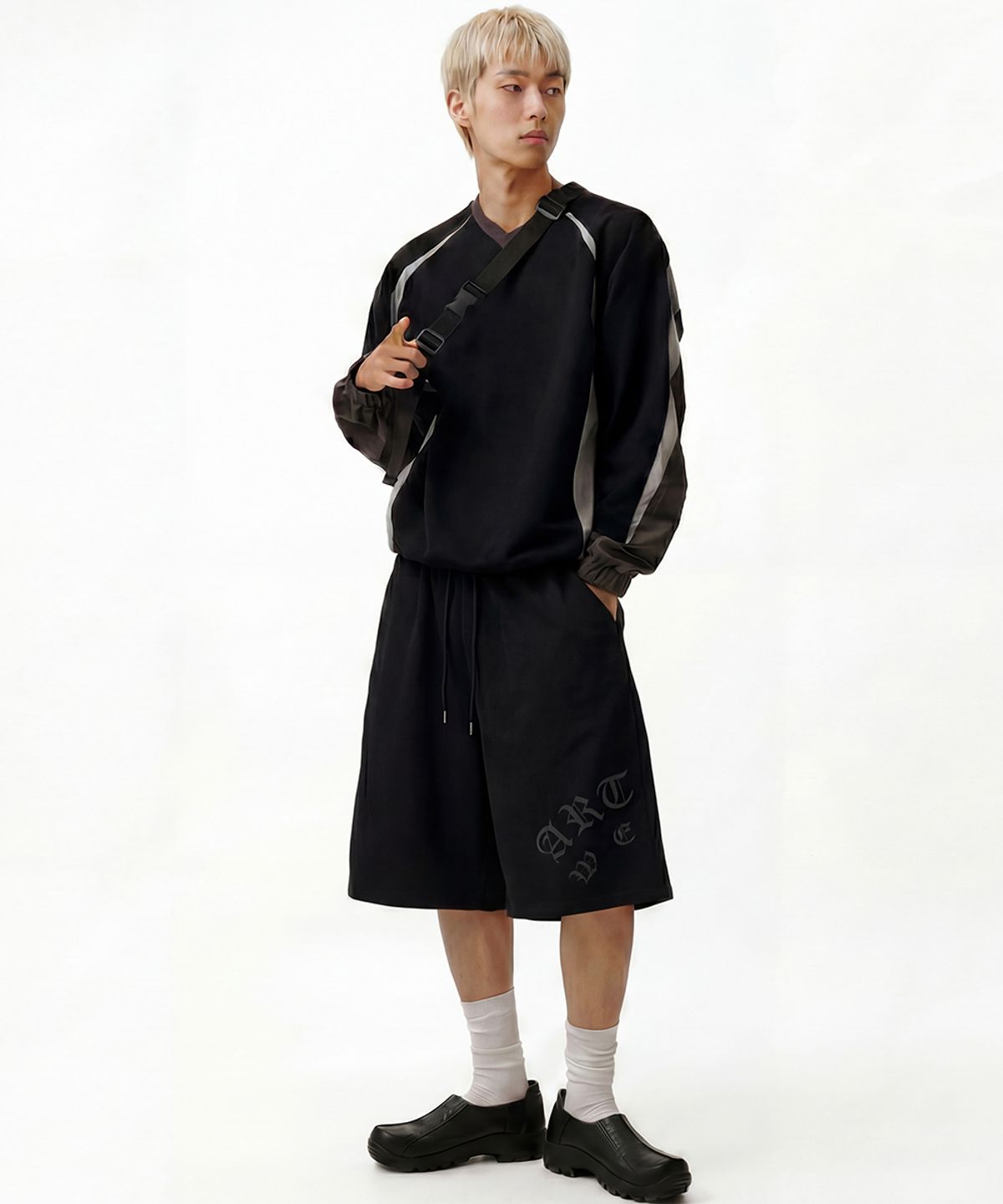 아티스트웨어(ARTISTWEAR) [ATW] 미디벌 버뮤다팬츠