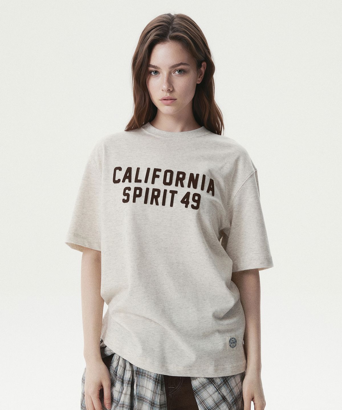후아유(WHO.A.U) Campus Patch T-shirt / WHRAG2422U