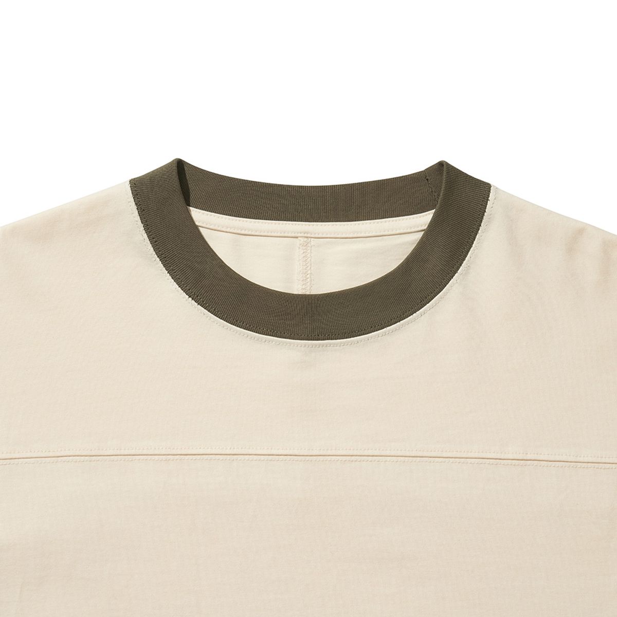 히즈핸더(HISHANDER) ROUND PATCH LONG SLEEVE T-SHIRTS [Ecru / Olive]