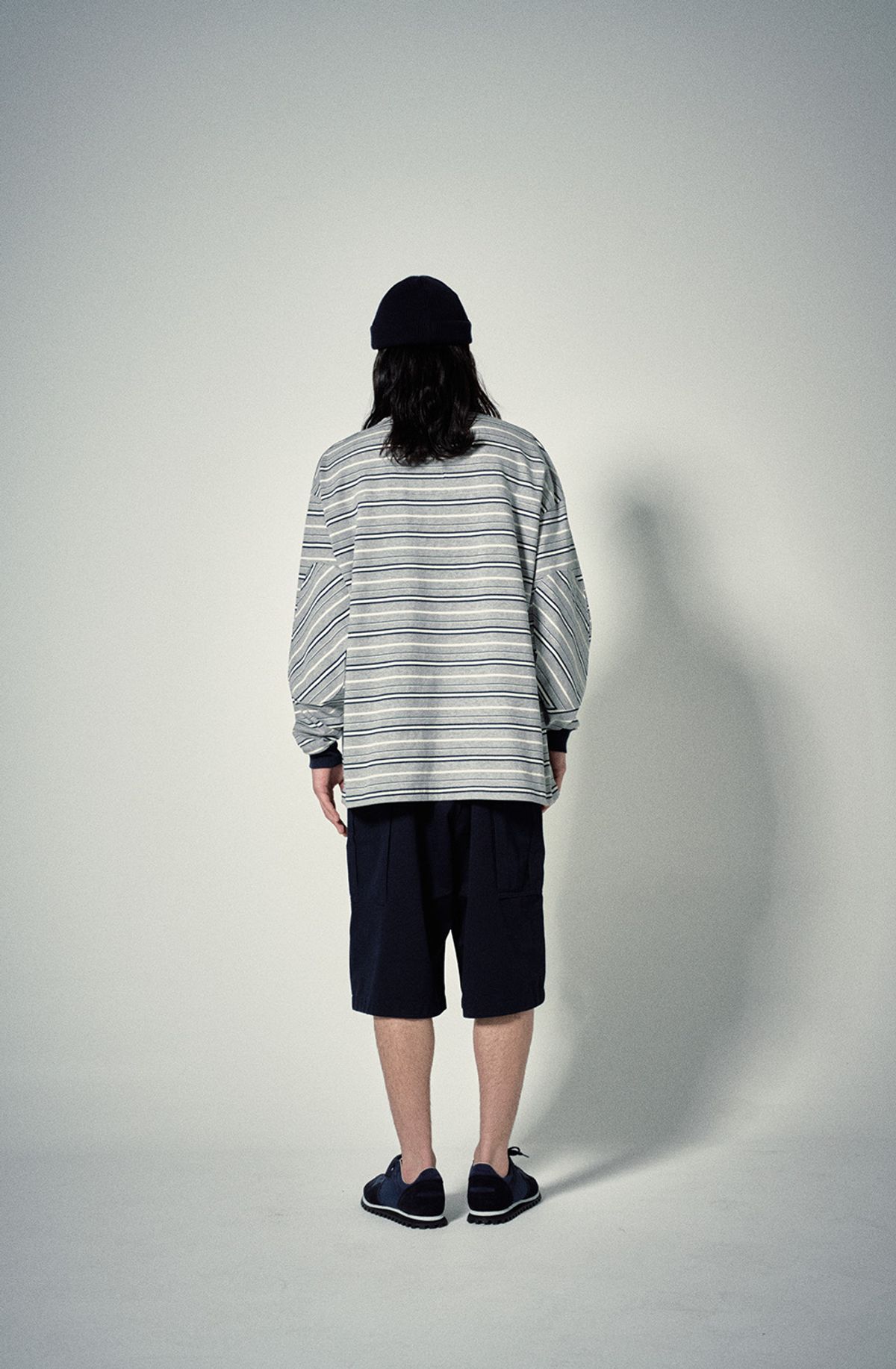히즈핸더(HISHANDER) ROUND PATCH LONG SLEEVE T-SHIRTS [Stripe / Navy]