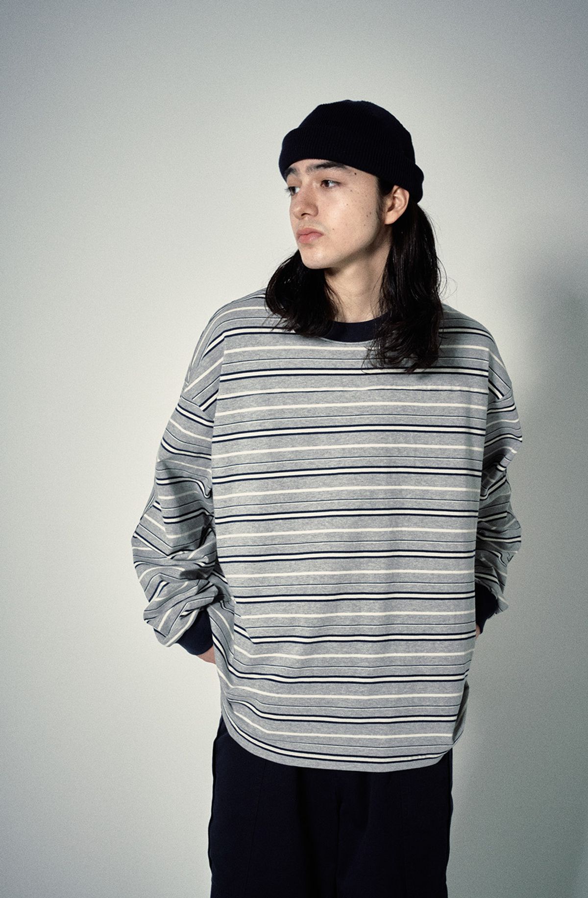 히즈핸더(HISHANDER) ROUND PATCH LONG SLEEVE T-SHIRTS [Stripe / Navy]