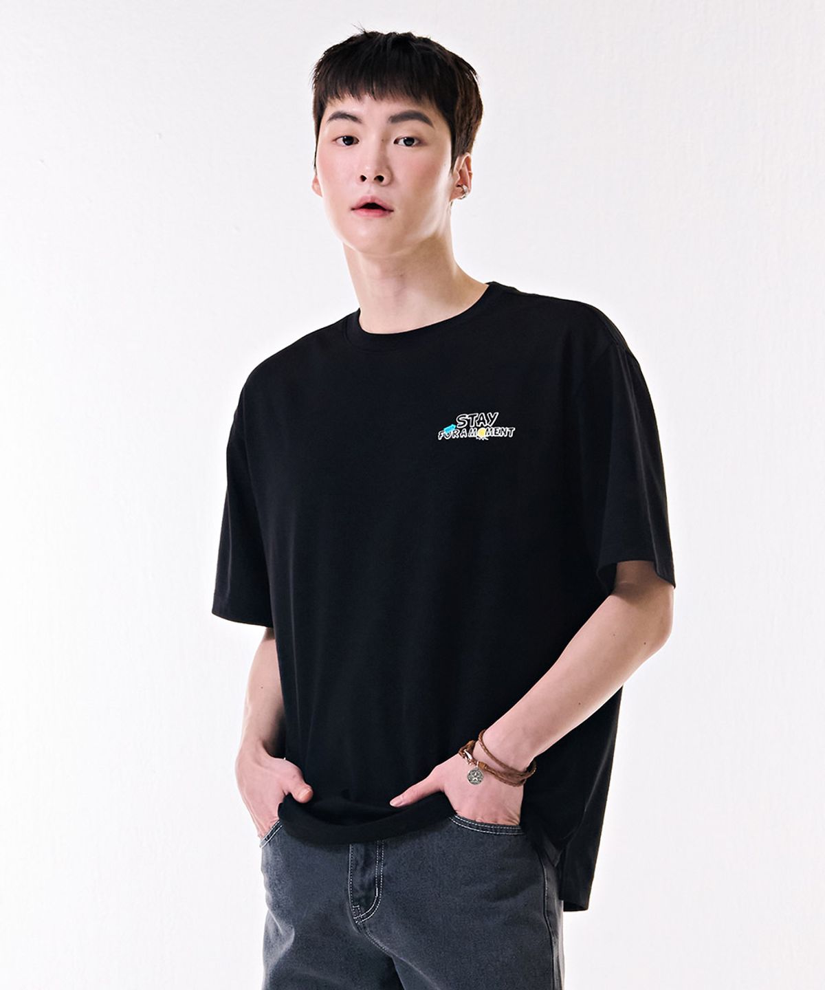 체이스컬트(CHASECULT) 공용 뒷판 그래픽 반팔 티셔츠-DBRU5826D03