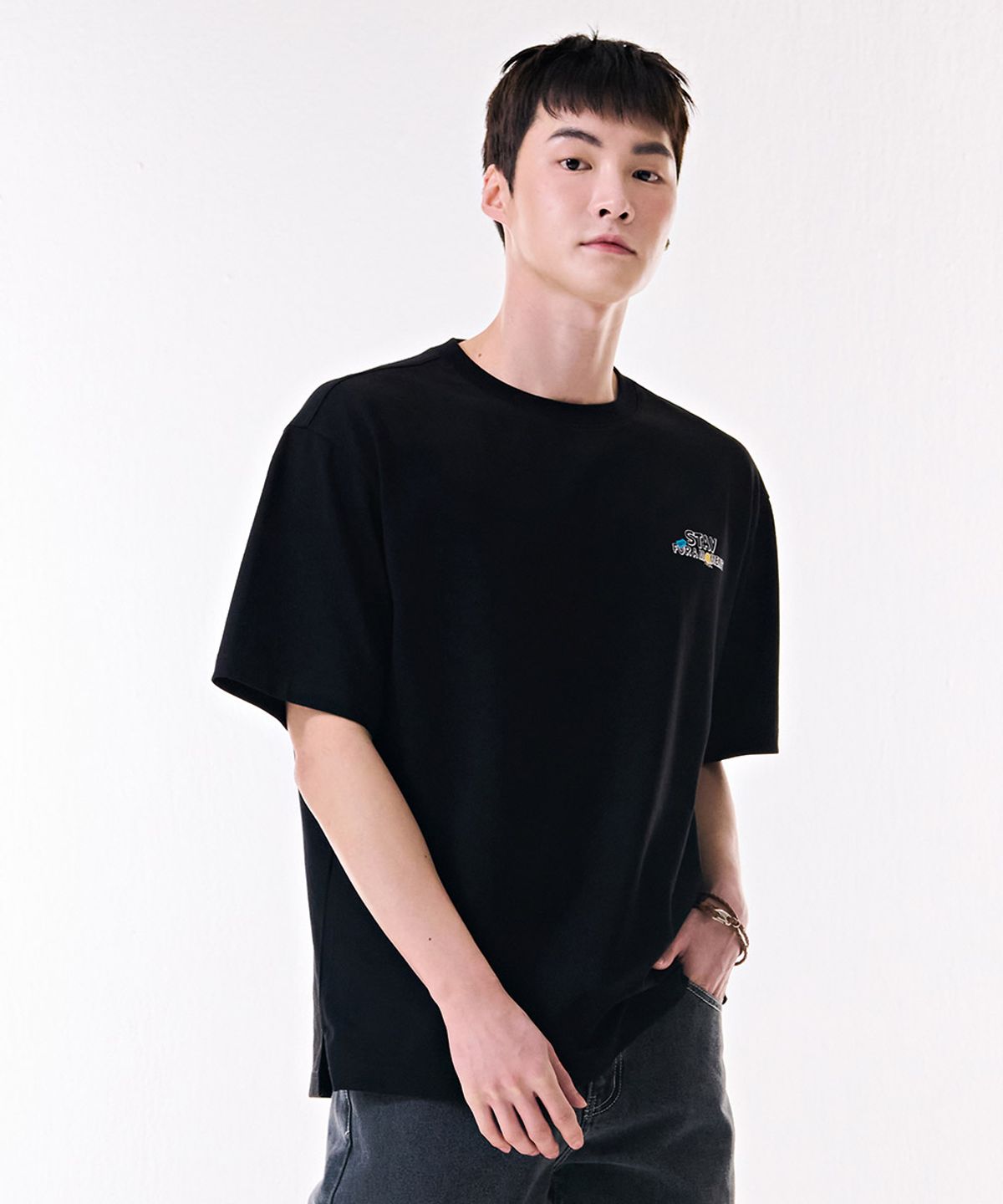 체이스컬트(CHASECULT) 공용 뒷판 그래픽 반팔 티셔츠-DBRU5826D03