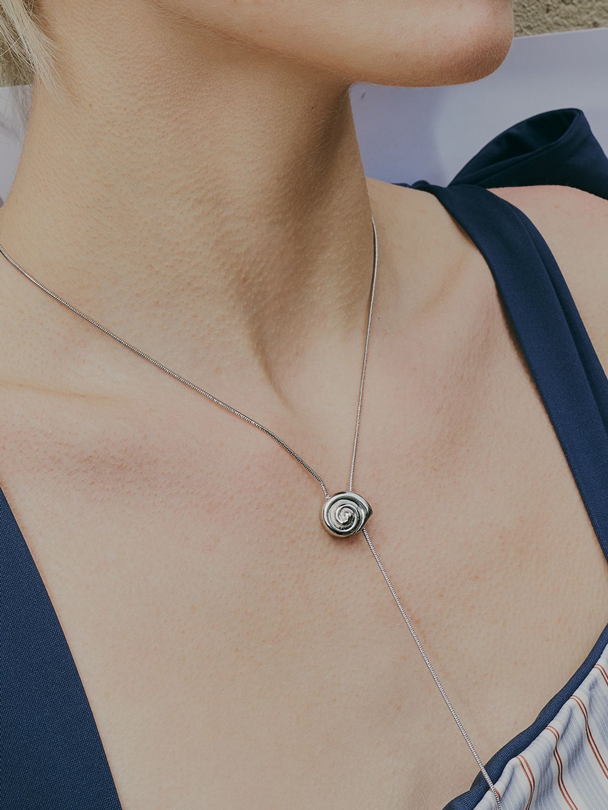 데누(DENU) Conch Long necklace