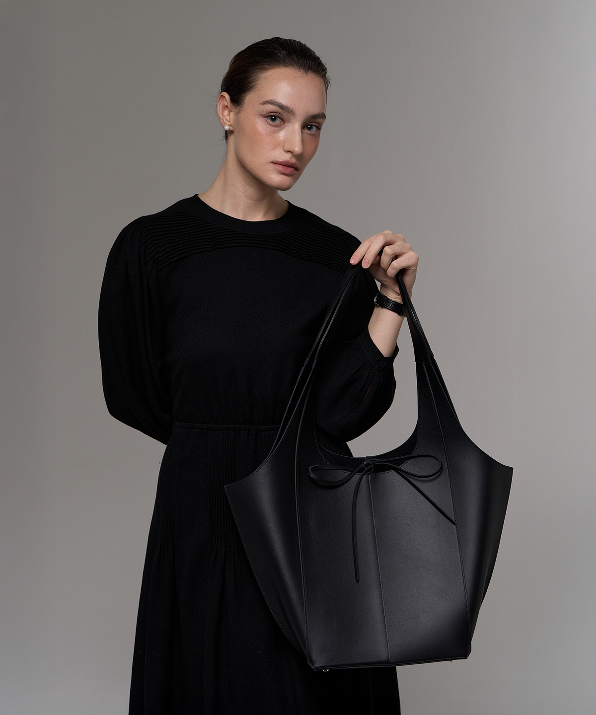 제마 에르베 르 코티디앙(ZEMA ÉLEVER LE QUOTIDIEN) Onnete Tote Bag L - Midnight Black (오네뜨 토트백 L)