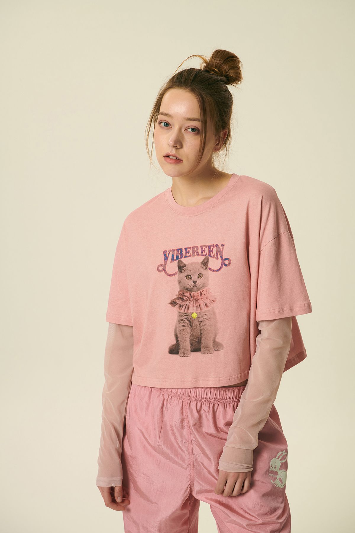 바이브린(VIBEREEN) 벨라 캣 망사 레이어드 티셔츠