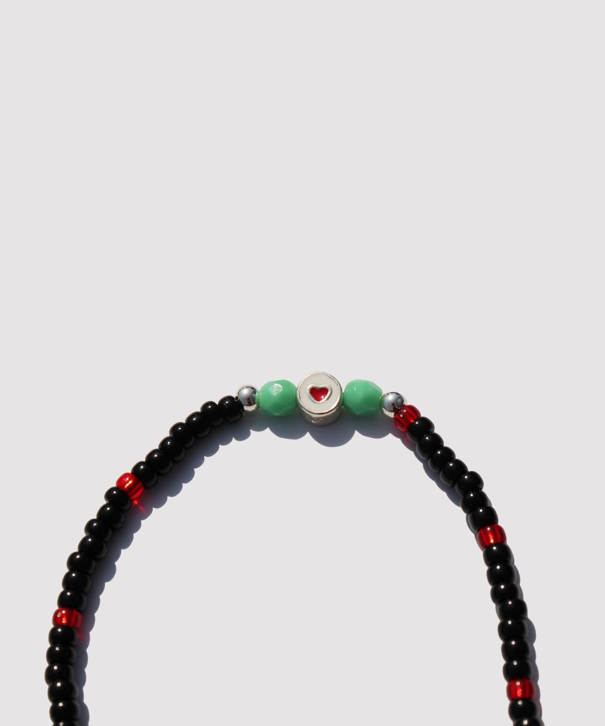 봉보(BONBEAU) Soul heart charm glass beads Bracelet 컬러 하트 참 포인트 글라스 비즈 팔찌