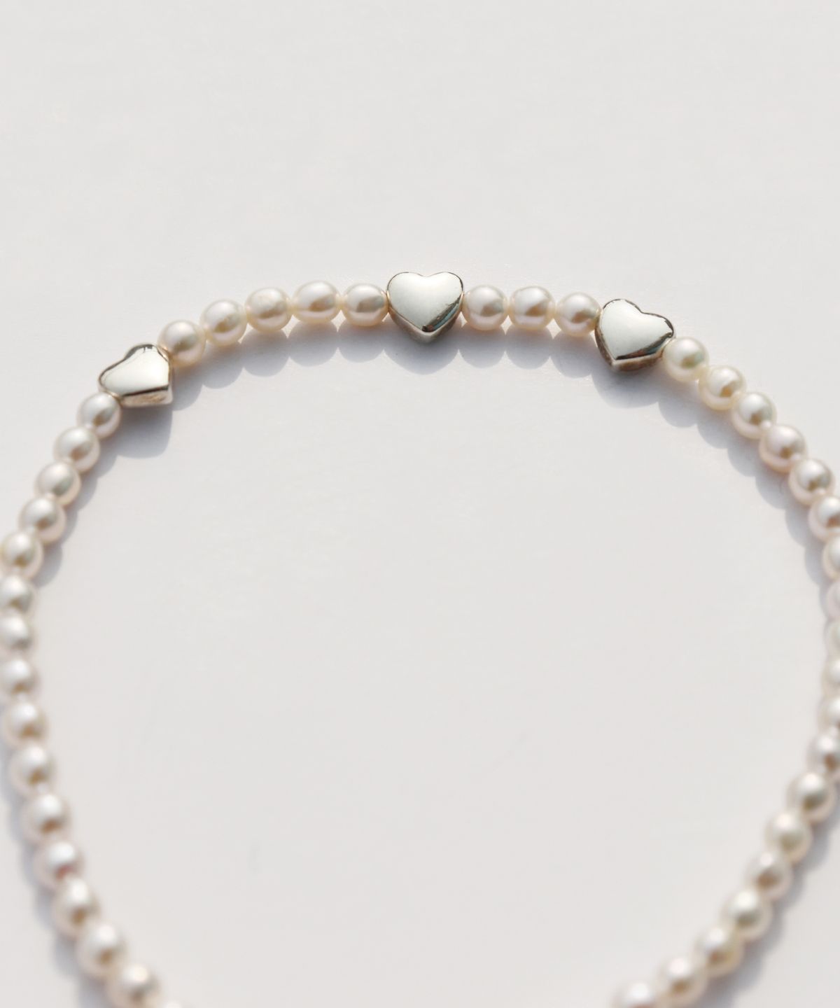 봉보(BONBEAU) Bebe silver heart water pearl Bracelet 실버925 미니하트 참 담수진주 팔찌 3mm