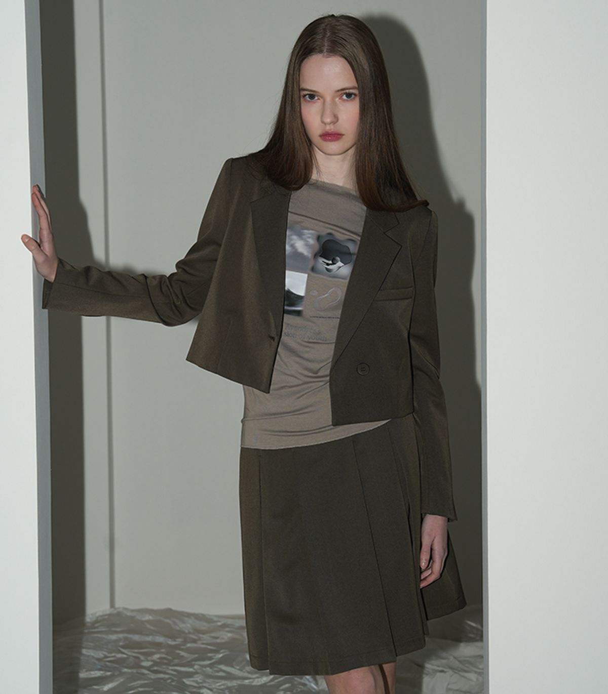 어반드레스(AVANDRESS) [SET] Alexis jacket & Alexis Pleats Skirt