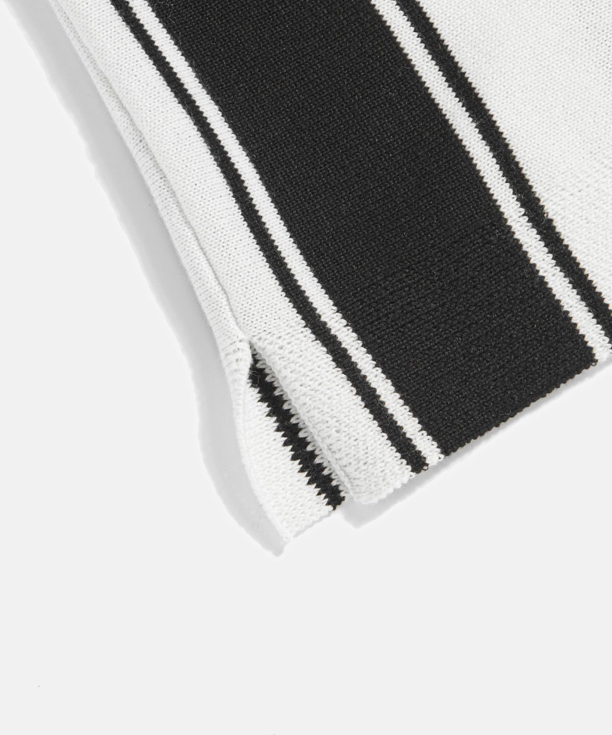 에스피오나지(ESPIONAGE) Knitted Football Shirt Black Stripe