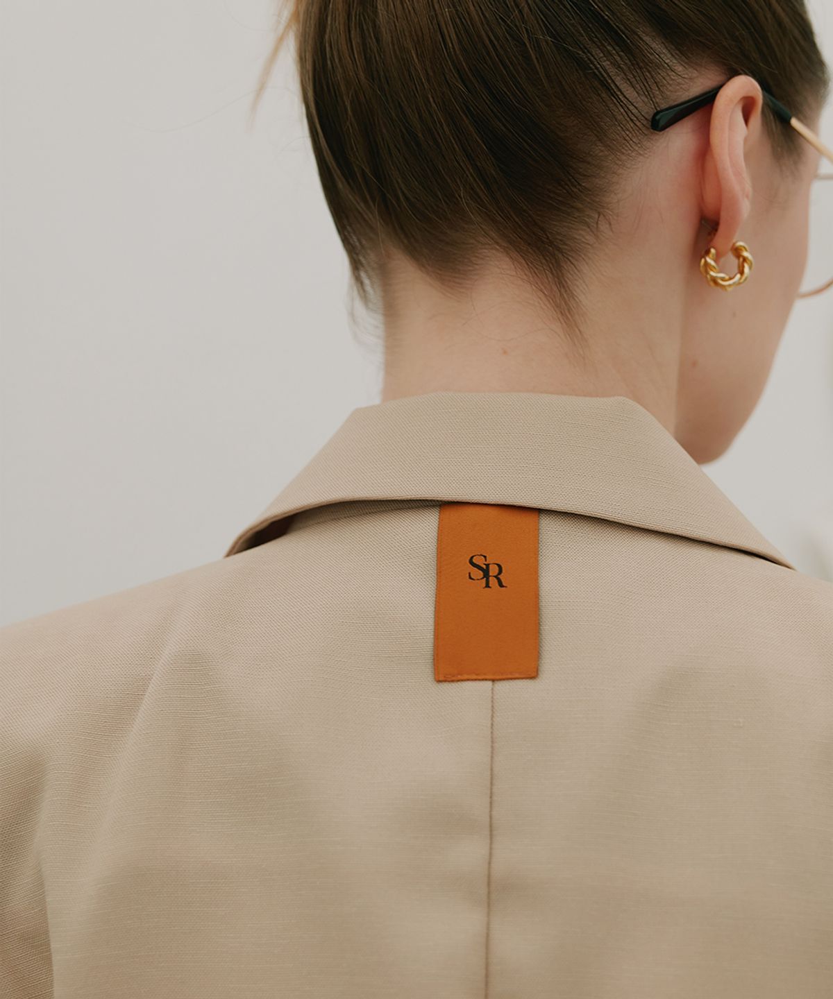 320쇼룸(320SHOWROOM) Utility Collar Short Sleeve Pocket Jacket Butter beige