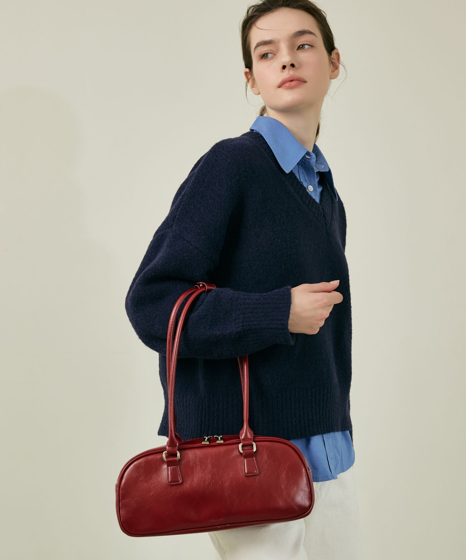 MUSINSA公式 | MCLANEE Entia shoulder bag