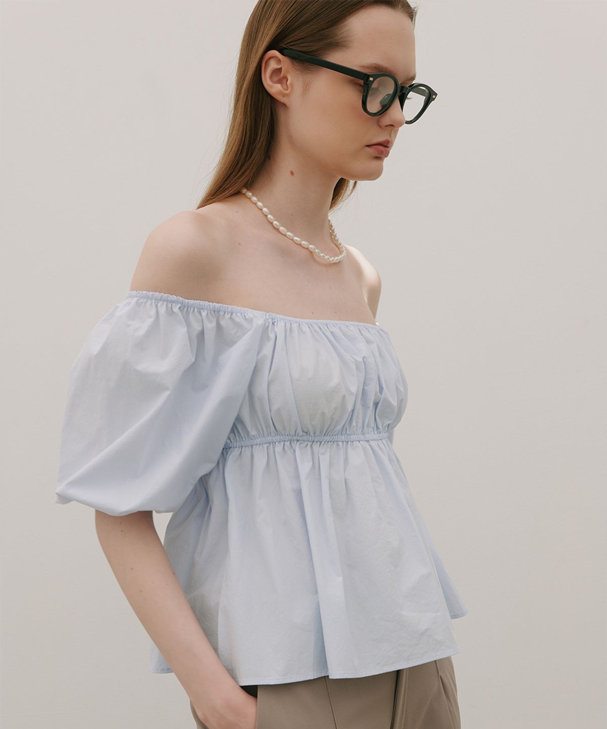 320쇼룸(320SHOWROOM) Two-Way Off-Shoulder Puff Blouse Sky blue