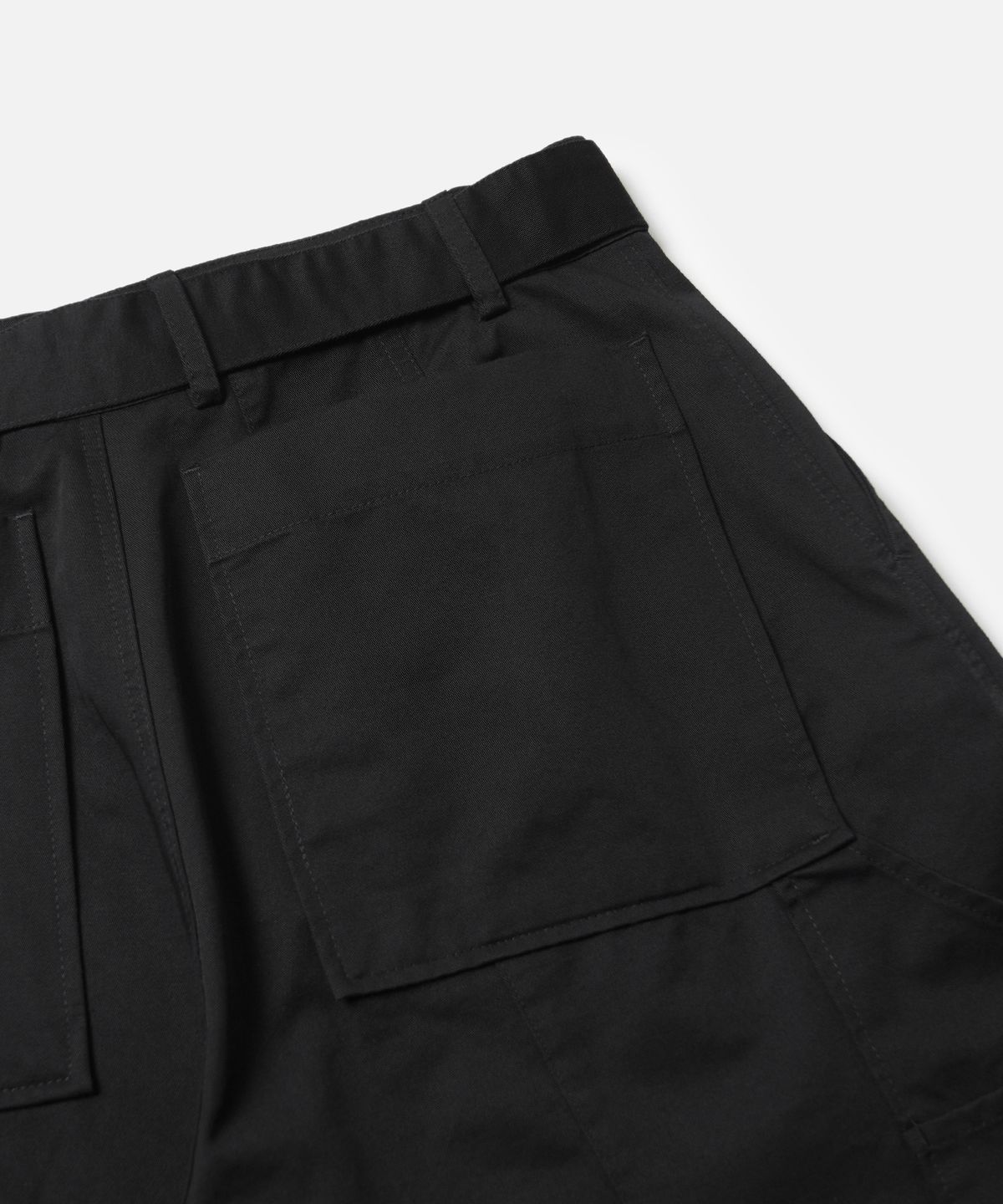 프리즘웍스(FRIZMWORKS) CHINO BELTED WORK BERMUDA SHORTS _ BLACK