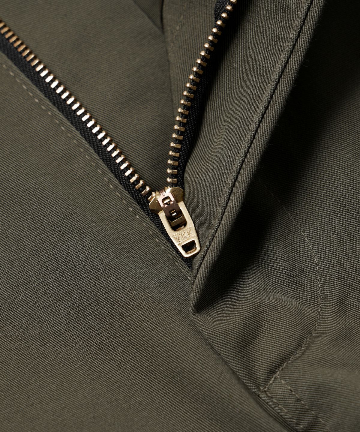 프리즘웍스(FRIZMWORKS) CHINO BELTED WORK BERMUDA SHORTS _ MUD
