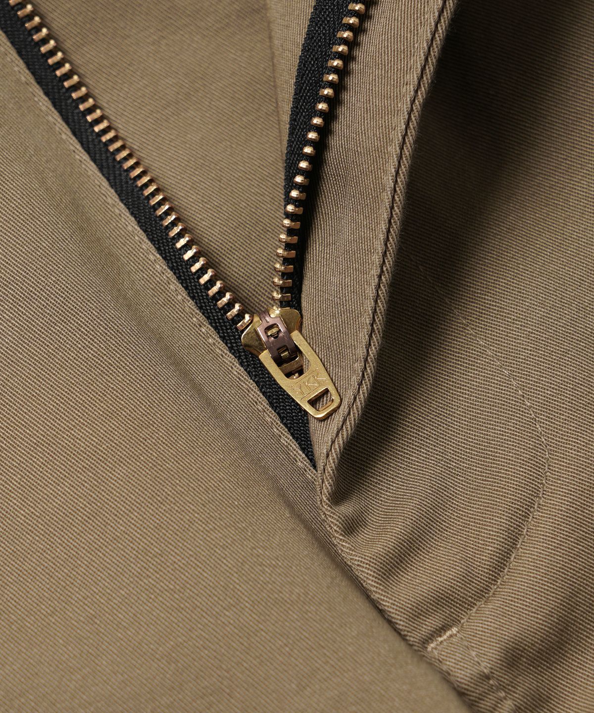 프리즘웍스(FRIZMWORKS) CHINO BELTED WORK BERMUDA SHORTS _ TAN