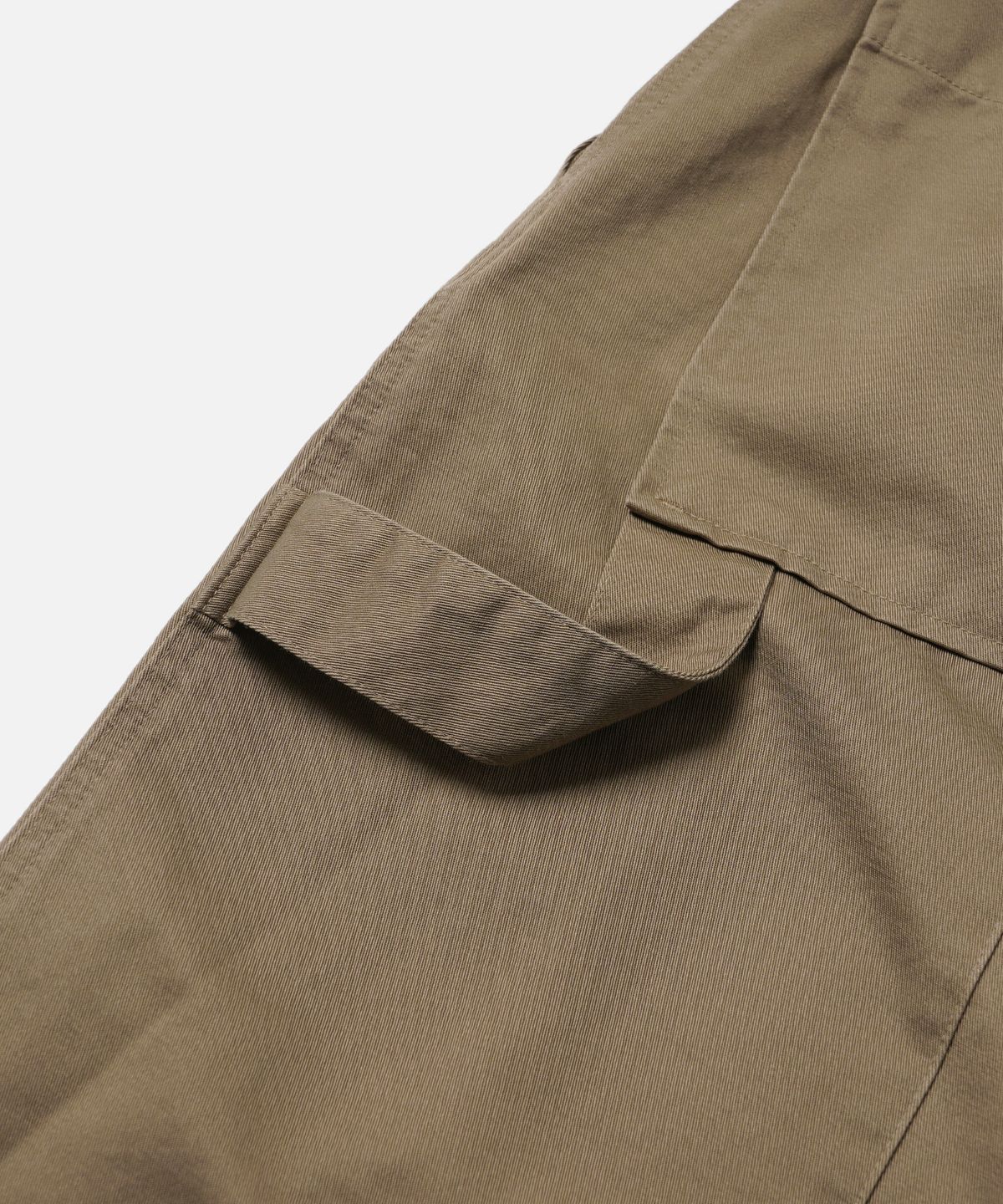 프리즘웍스(FRIZMWORKS) CHINO BELTED WORK BERMUDA SHORTS _ TAN