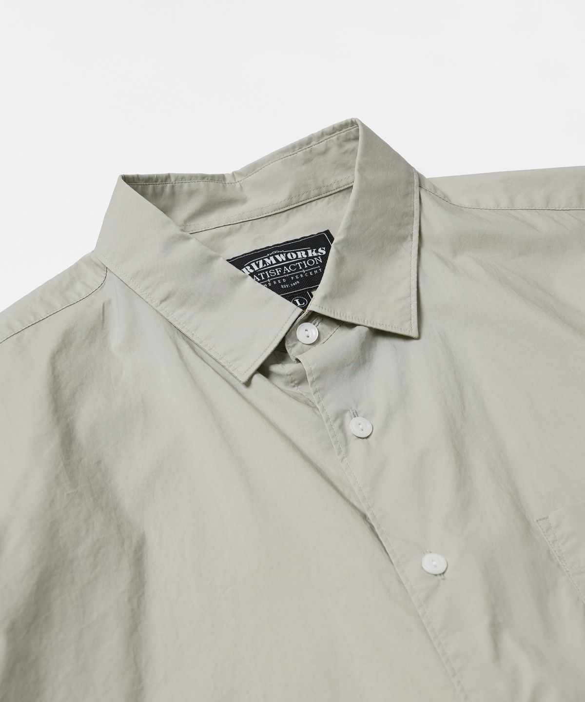 프리즘웍스(FRIZMWORKS) TYPEWRITER HALF SHIRT _ DOVE GRAY