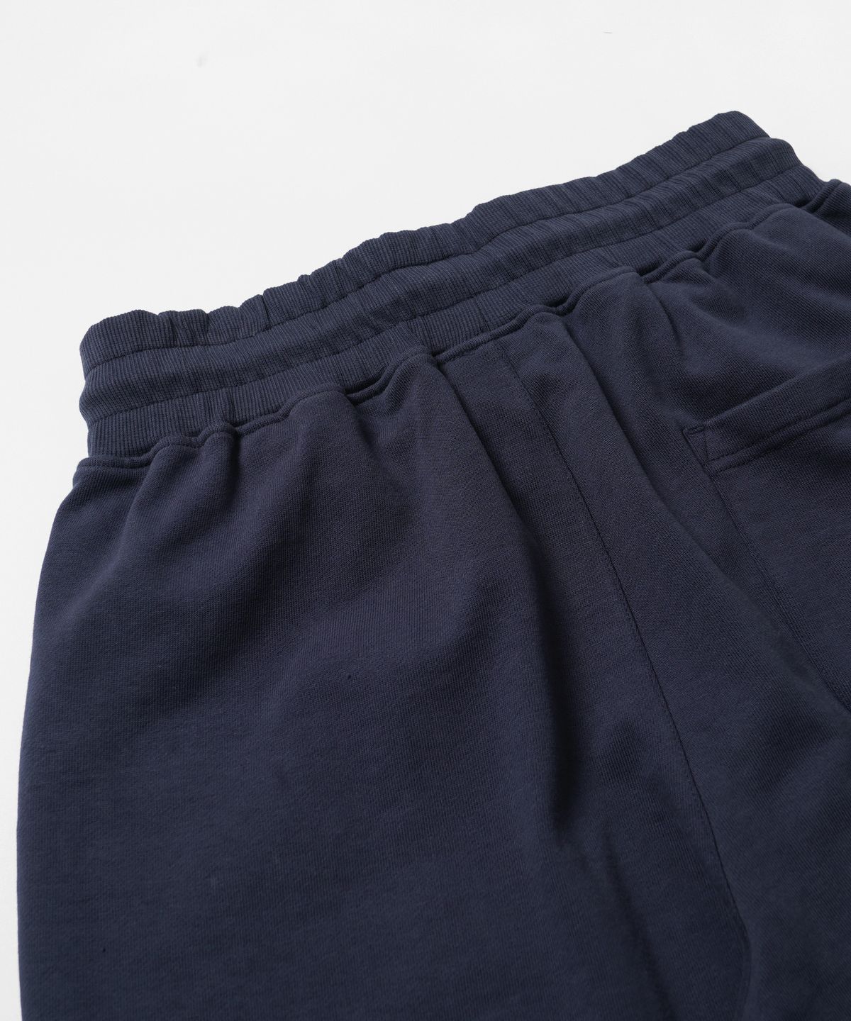 프리즘웍스(FRIZMWORKS) PLATYPUS SWEAT HALF PANTS _ NAVY