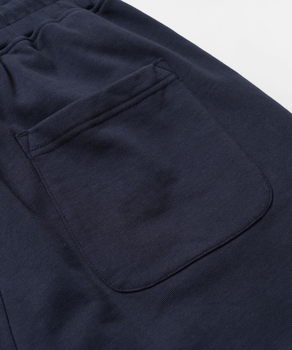 프리즘웍스(FRIZMWORKS) PLATYPUS SWEAT HALF PANTS _ NAVY