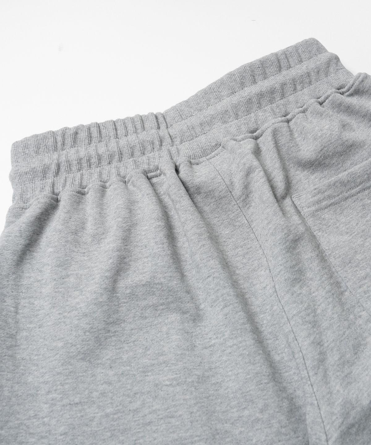 프리즘웍스(FRIZMWORKS) PLATYPUS SWEAT HALF PANTS _ GRAY