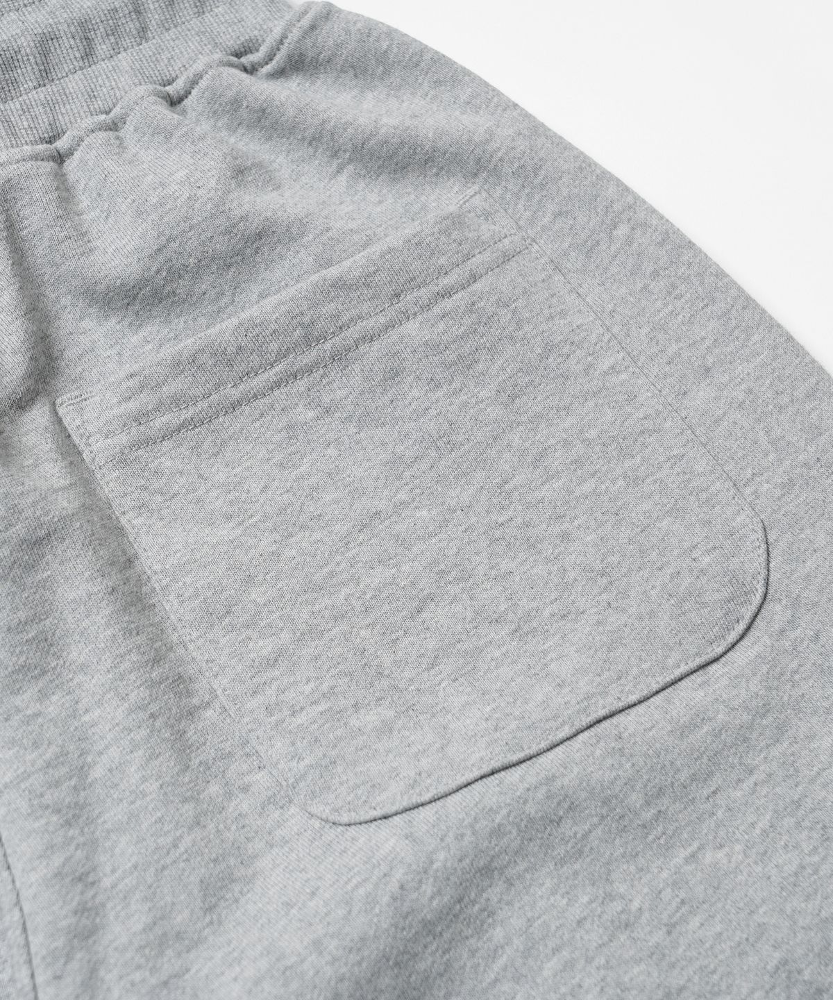 프리즘웍스(FRIZMWORKS) PLATYPUS SWEAT HALF PANTS _ GRAY