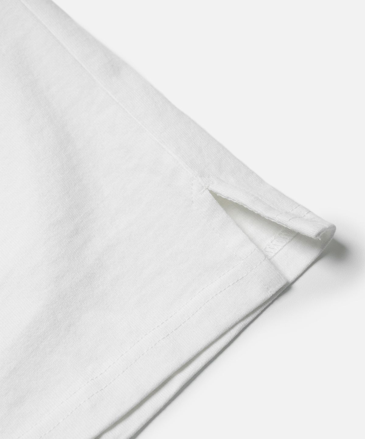프리즘웍스(FRIZMWORKS) ARMY HELMET TEE _ WHITE