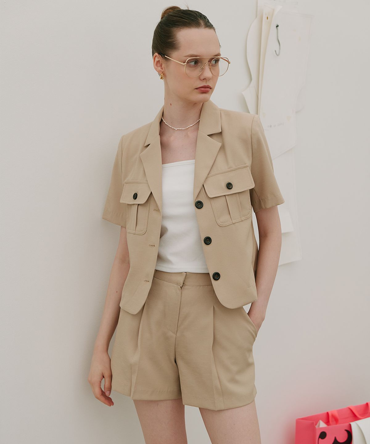 320쇼룸(320SHOWROOM) Utility Half Pintuck Shorts Butter beige