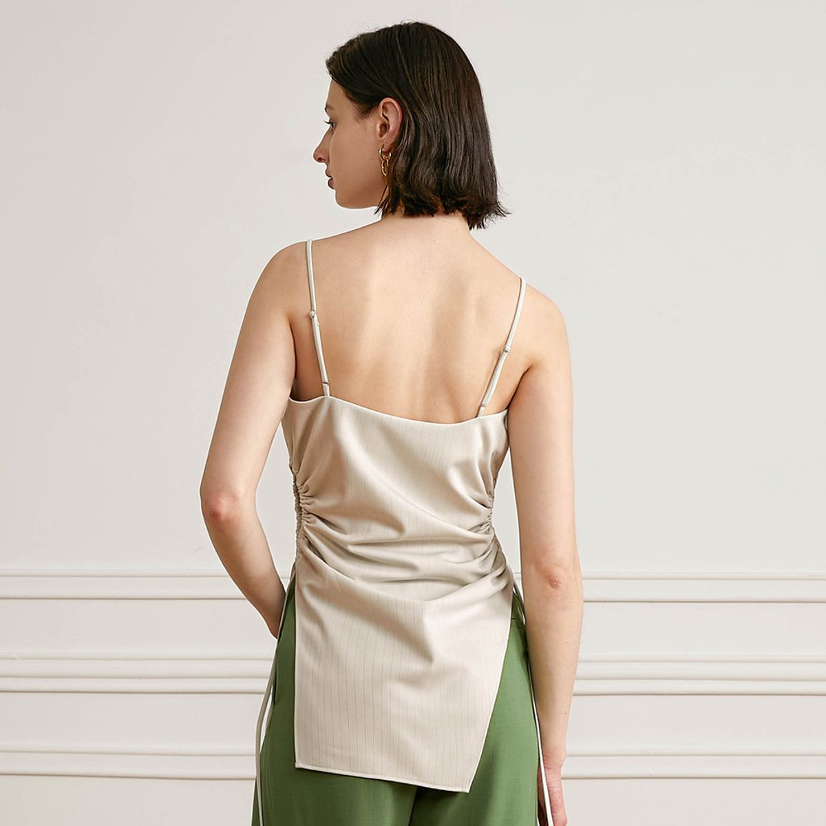 와이와이아이엠(YYIAM) YY_Slit long camisole top_LIGHT BEIGE