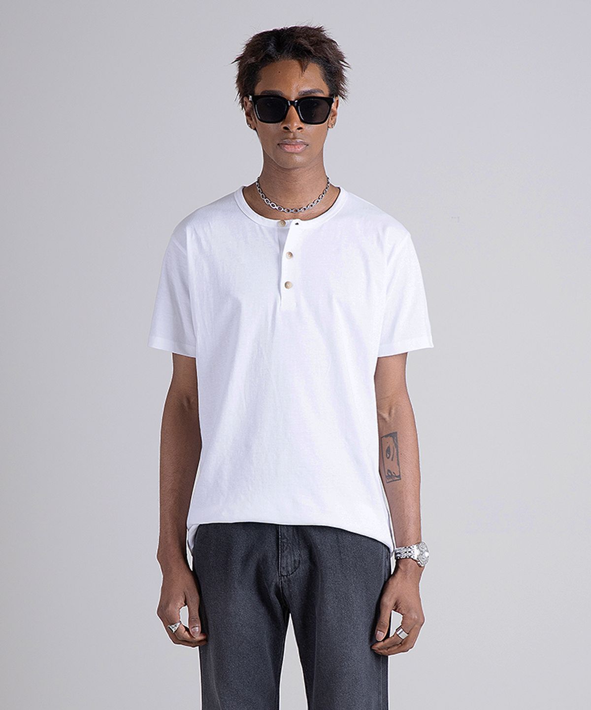스트라이크(STRIKE) Triple Button Henley Short Sleeve T-Shirt (4COLOR)