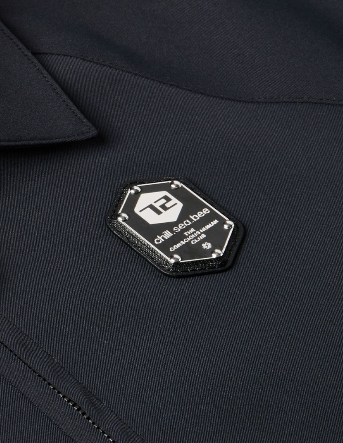 칠씨비(CHILLSEABEE) [CARA]Two way zipped collar jacket.