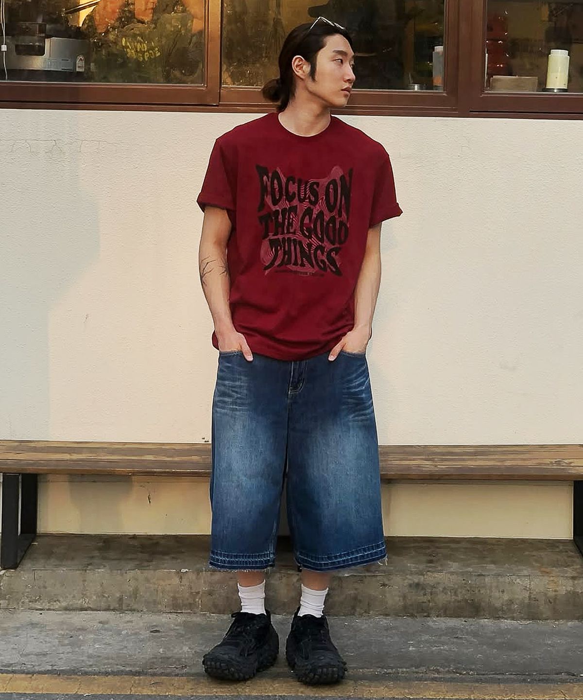 낫띵이즈베럴댄미(NOTHINGISBETTERTHANME) GEOMETRY LETTERING TEE_burgundy