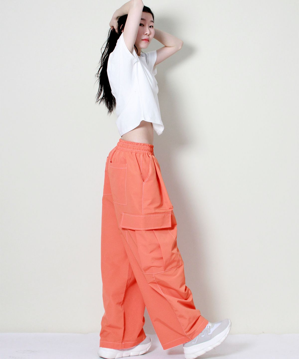 드마크(DEMARC) 리얼스트릿 와이드 배색스티치 카고 트랙 팬츠 오렌지