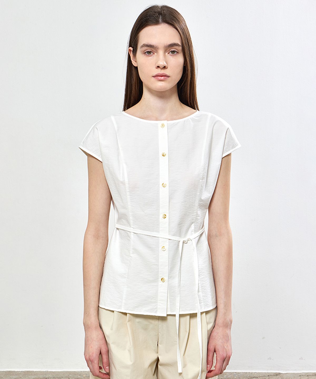 노티아(NOTIA) BOAT NECK CAP-SLEEVE BLOUSE - IVORY