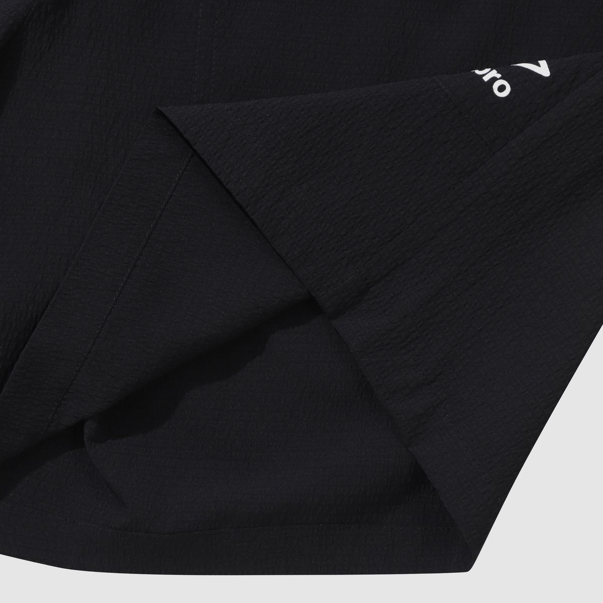 엄브로(UMBRO) 시어서커 4.5부 반바지 블랙(UQ223CHP63)