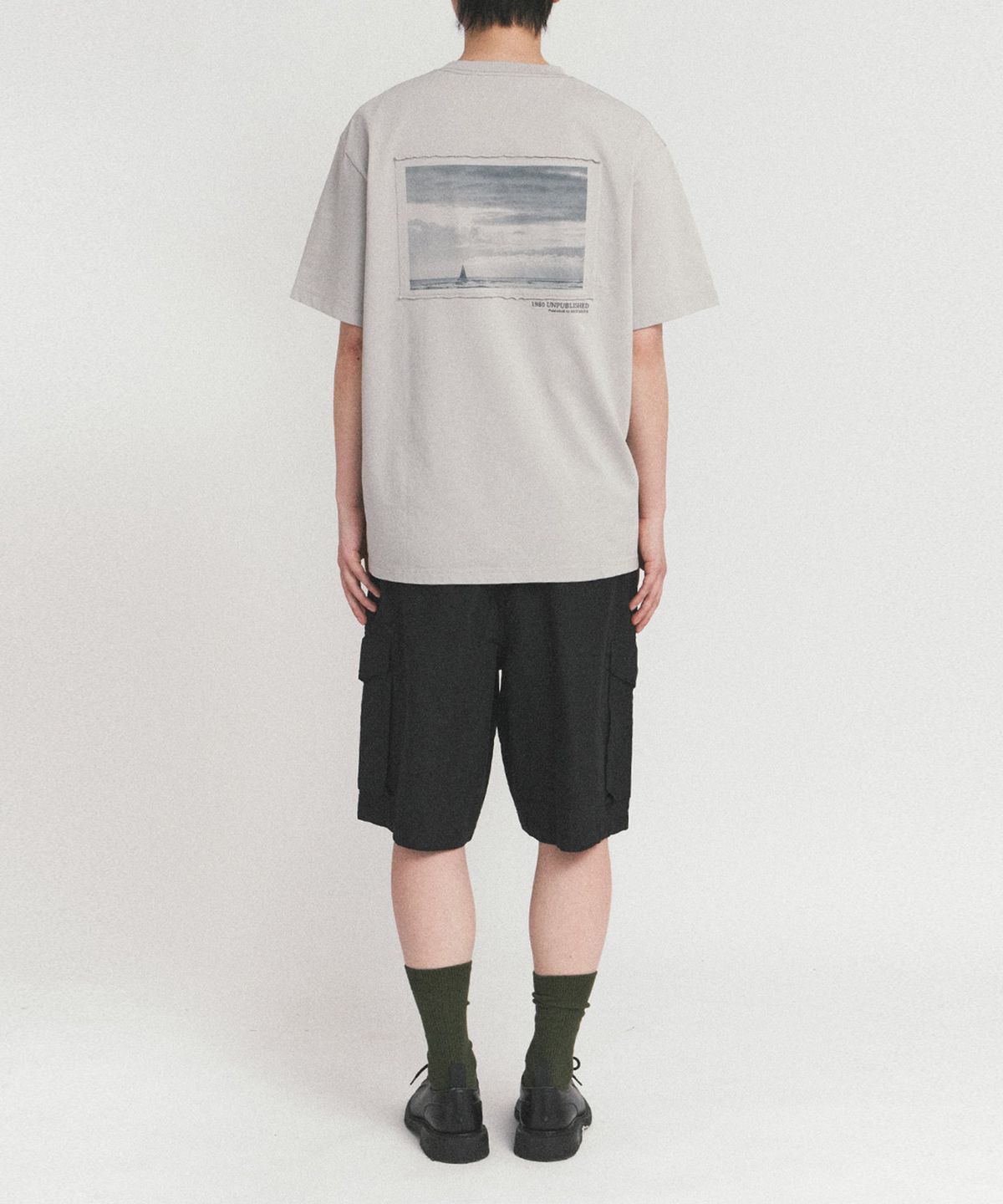 이스트로그(EASTLOGUE) FRAME CUTTING T-SHIRT_DUST BLUE