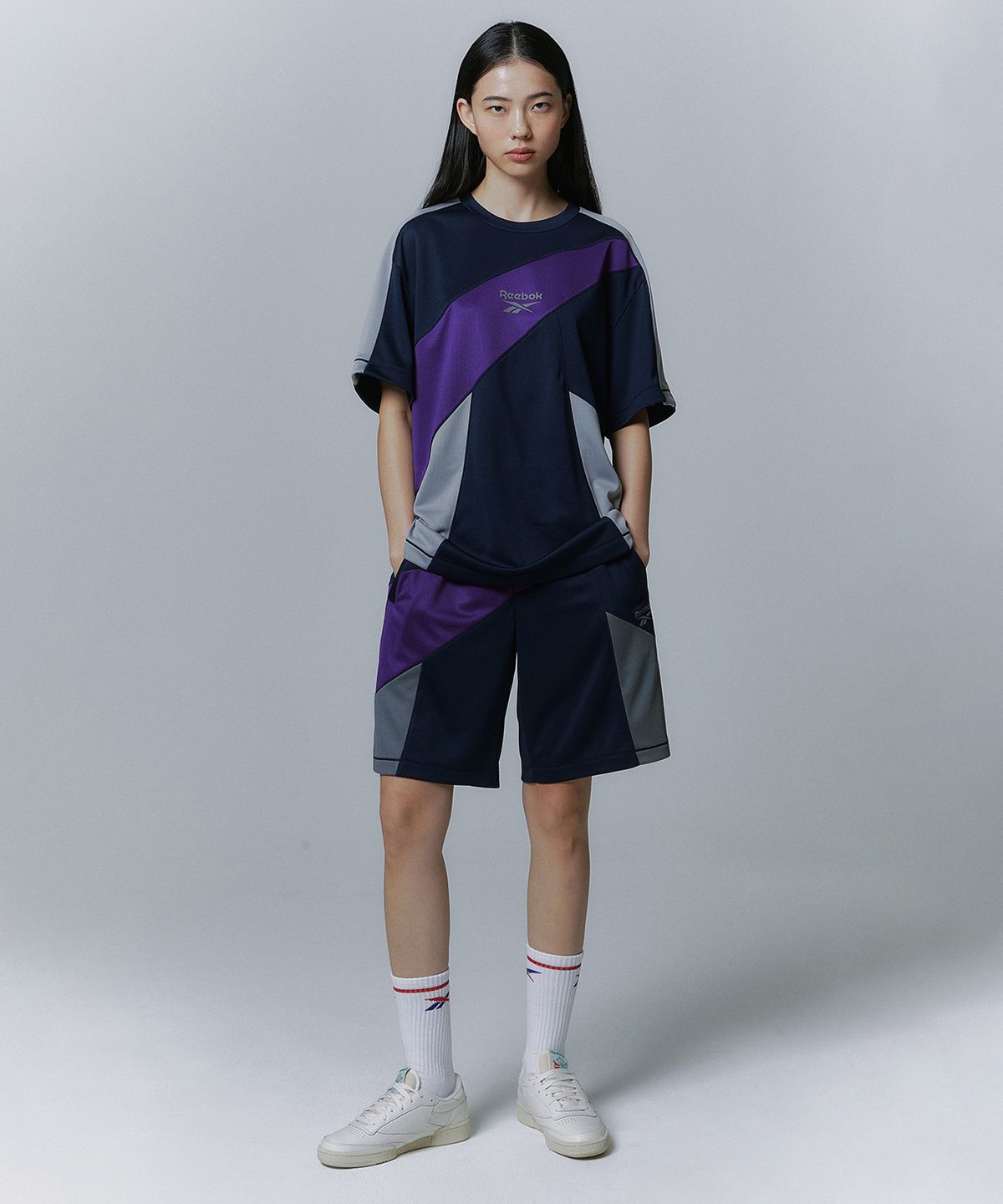 리복(REEBOK) 패널드 벡터 메쉬 티셔츠 - 네이비
