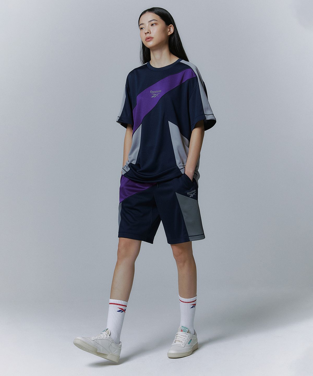 리복(REEBOK) 패널드 벡터 메쉬 쇼츠 - 네이비