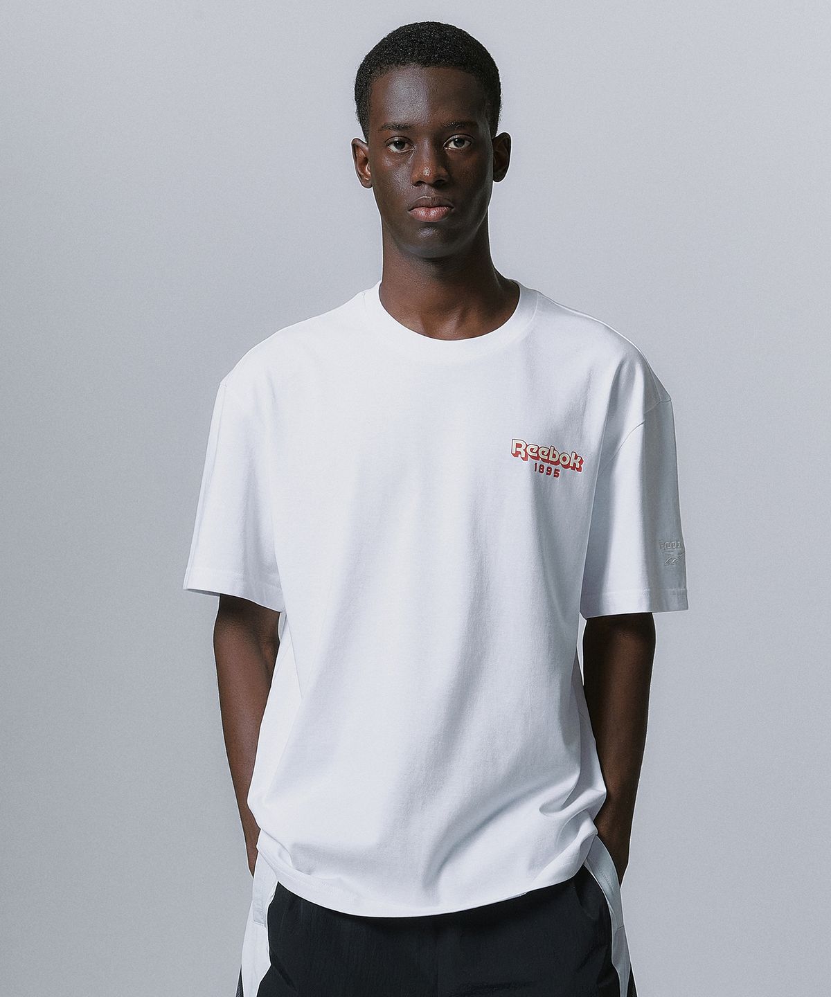 리복(REEBOK) 1895 벡터 티셔츠 - 화이트