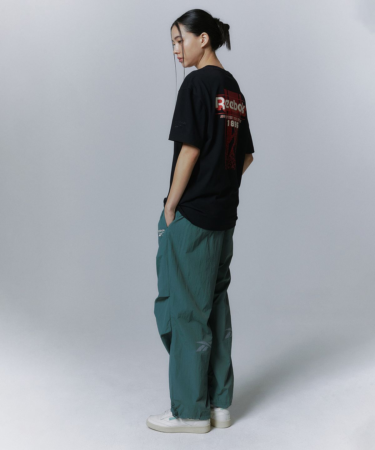 리복(REEBOK) 1895 벡터 티셔츠 - 블랙