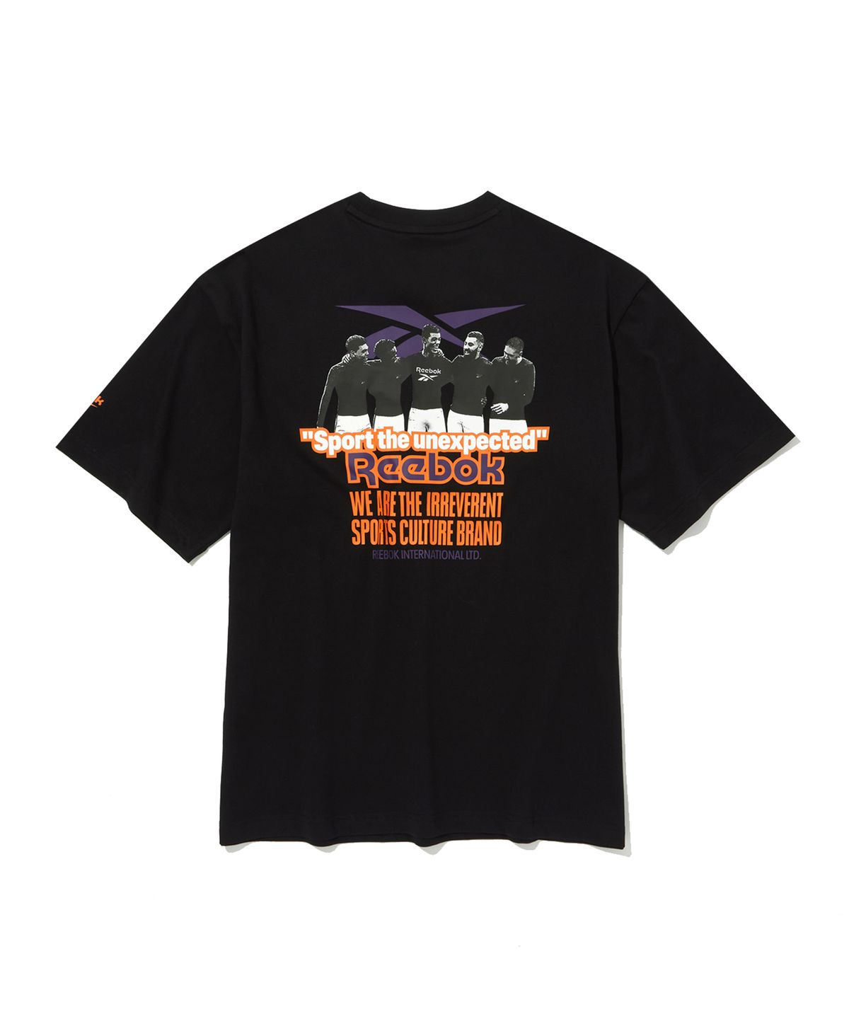 리복(REEBOK) TEAM SPORTS 그래픽 티셔츠 - 블랙