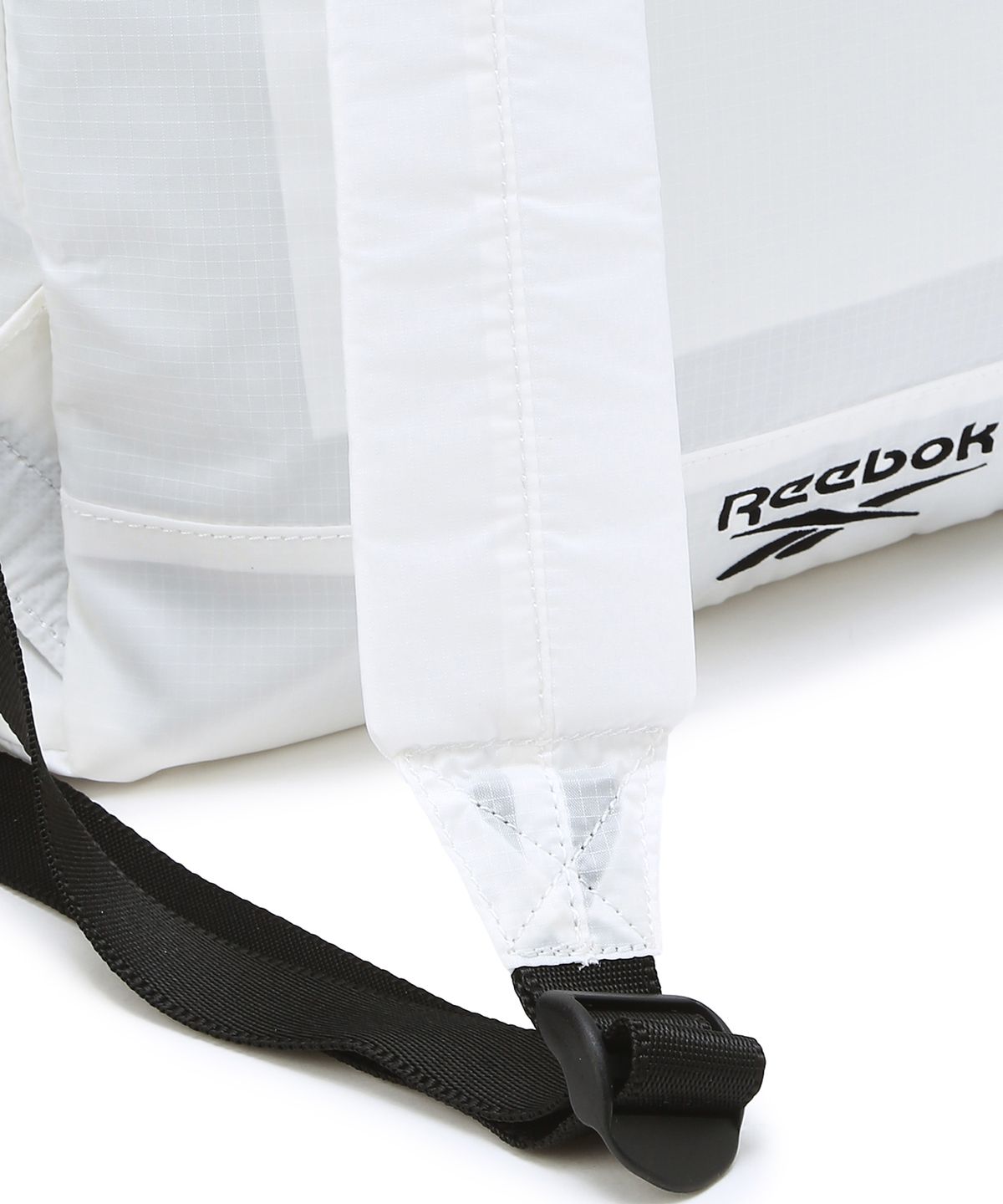 리복(REEBOK) 메쉬 포켓 스트링 백팩 - 화이트