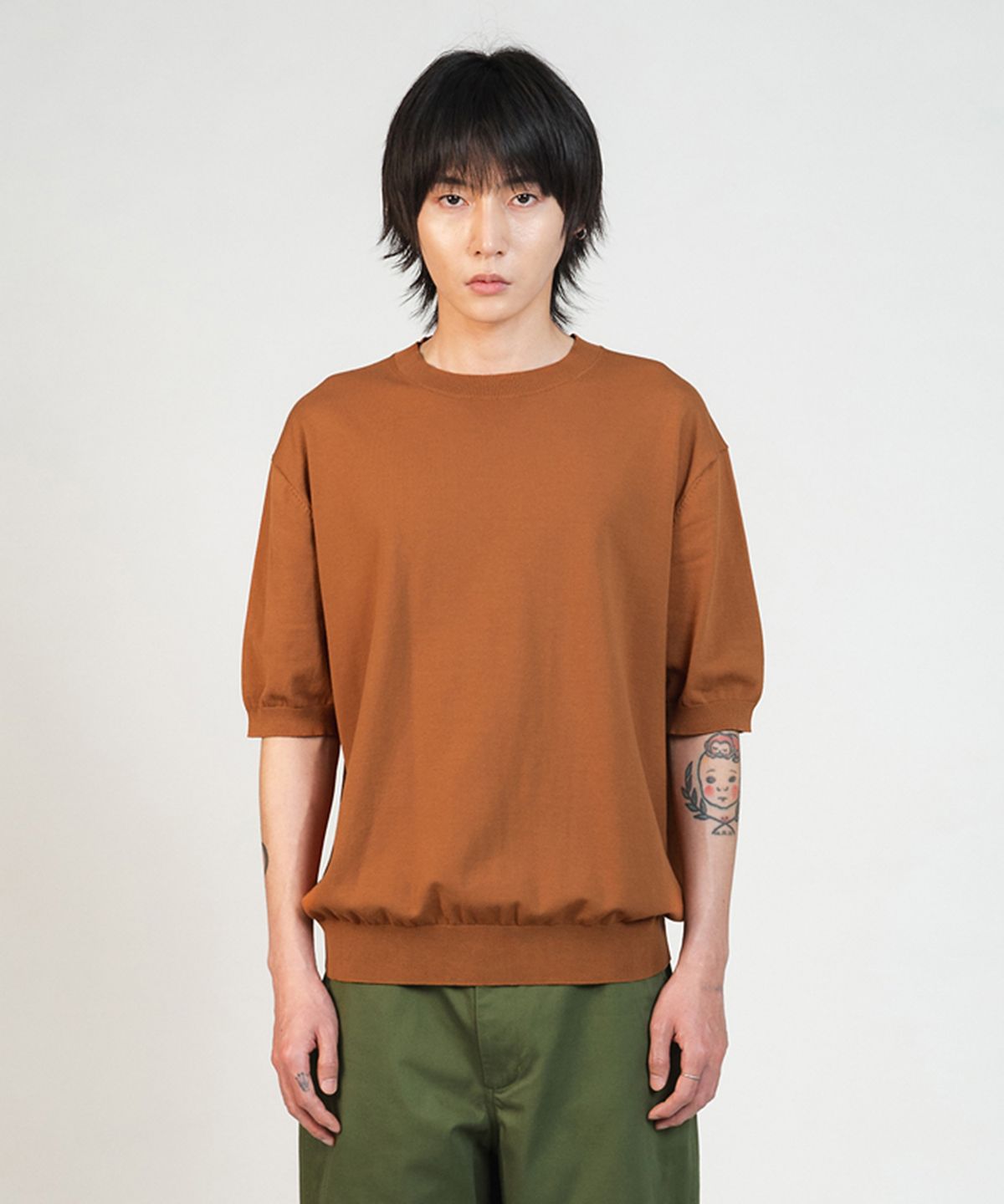 셔터(SHIRTER) PLAIN ROUND NECK HALF KNIT (4 COLOR)
