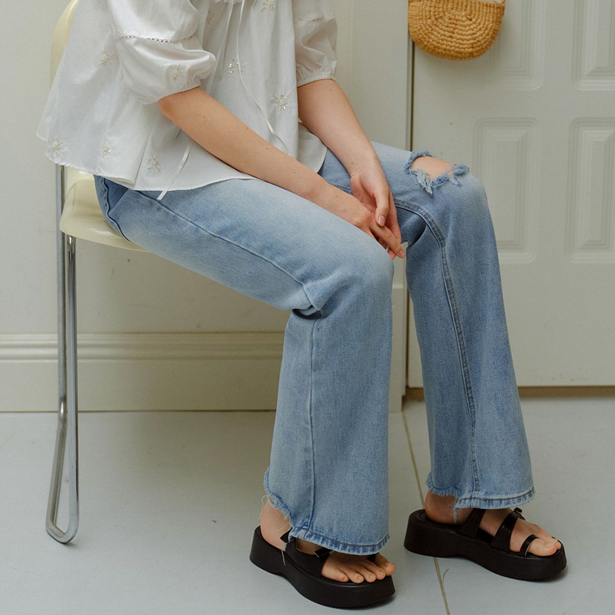 던드롭(DUNDROP) DD_Ripped raw edge pants